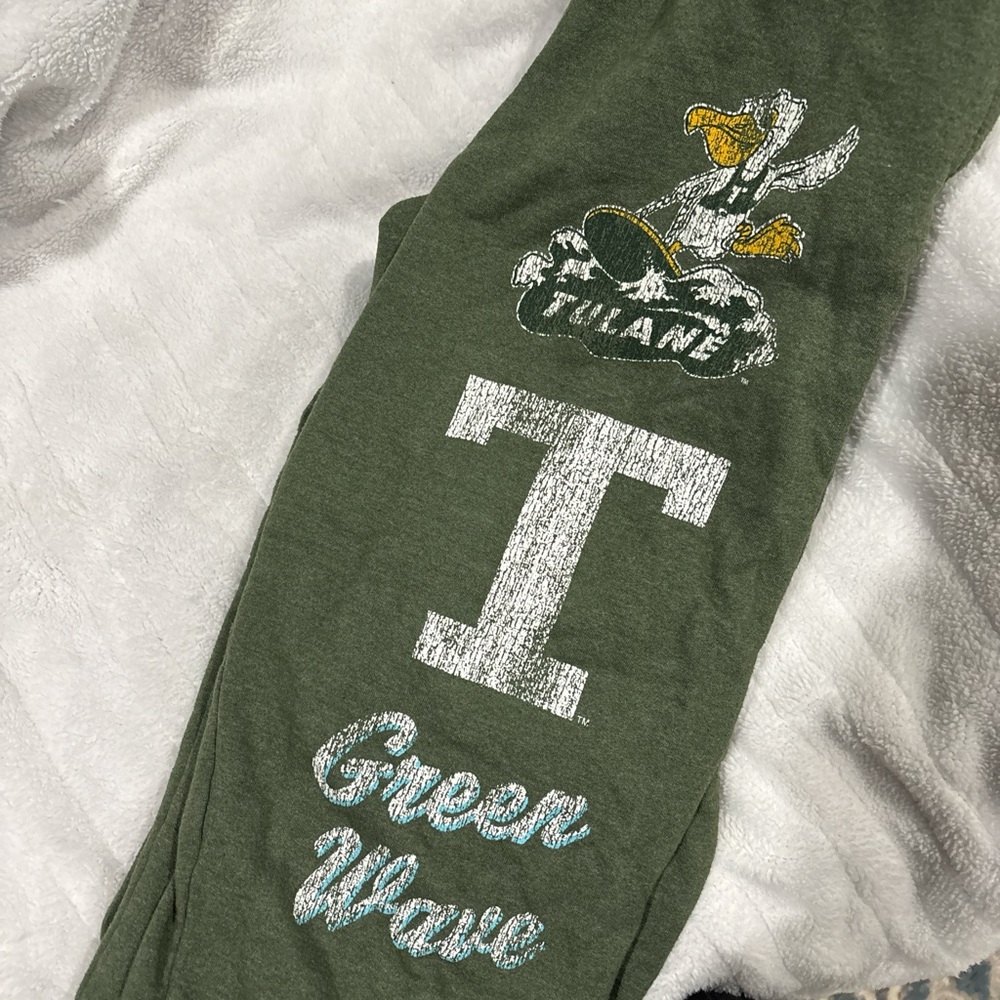 Selling an xs tulane sweatpants original retro brand